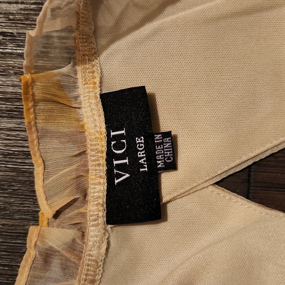 VICI FLORAL CHIFFON TASSEL DRESS Womans large - Picture 5 of 5